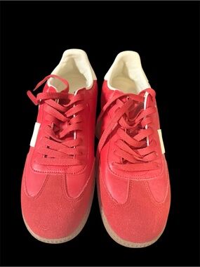 Red Women's Sneakers - Bright Red Lace-Up Pair Size 8.5